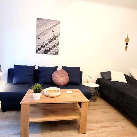 Great Life - Apartment Next To Metro Station Warsaw Exterior photo